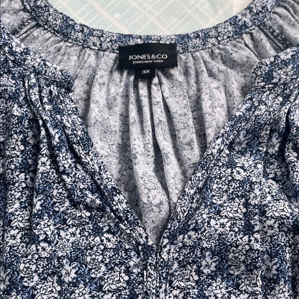 Jones New York Navy Floral Blouse - Picture 6 of 7